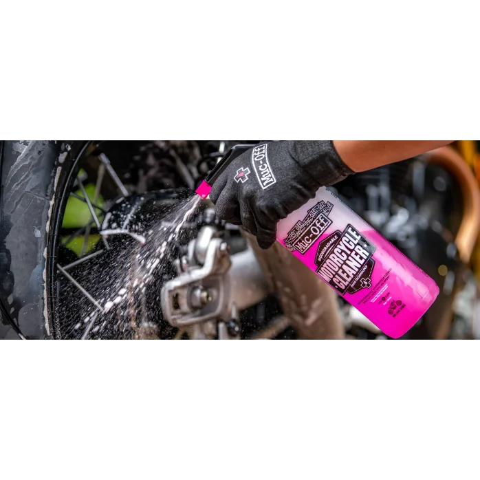 Muc-Off x Triumph Motorcycle Cleaning Kit 