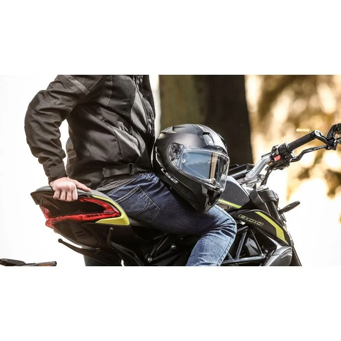 LS2 FF327 CHALLENGER SOLID UŽDARAS MATINIS JUODAS ŠALMAS M