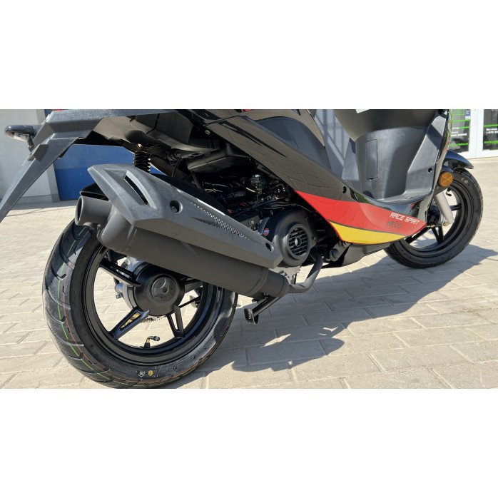 Motoroleris NECO ONE 50CC-12 R BLACK SPORT 45 KM